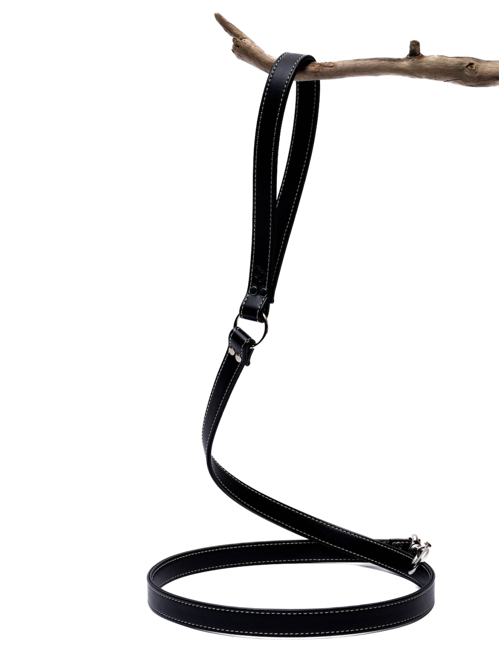 Black Vegan Apple Leather Dog Lead, PETA-approved vegan leather lead